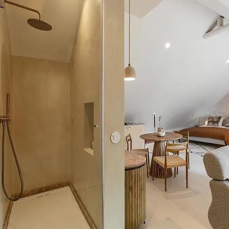 Fantastic Terrace In A Romantic Penthouse At Downtown Lisbon