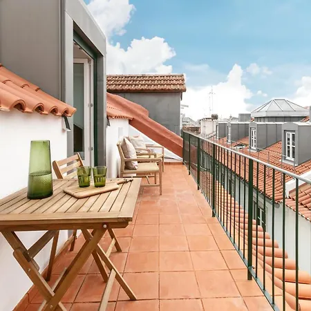 Fantastic Terrace In A Romantic Penthouse At Downtown