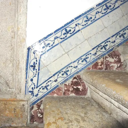 公寓 The Downtown Terrace - Fabulous Views, Romantic Penthouse, 6th-floor No Lift Lisboa